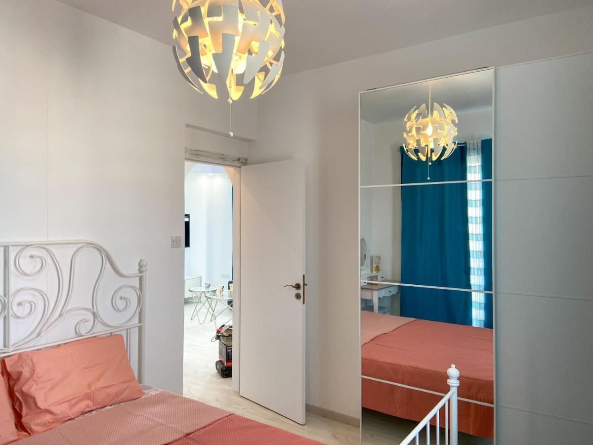 Beautiful 2Bedroom With The Pool Paphos Exterior foto